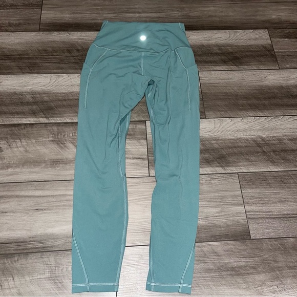 Lululemon Align High Rise Pant with Pockets 25", Size 6 - Picture 6 of 8